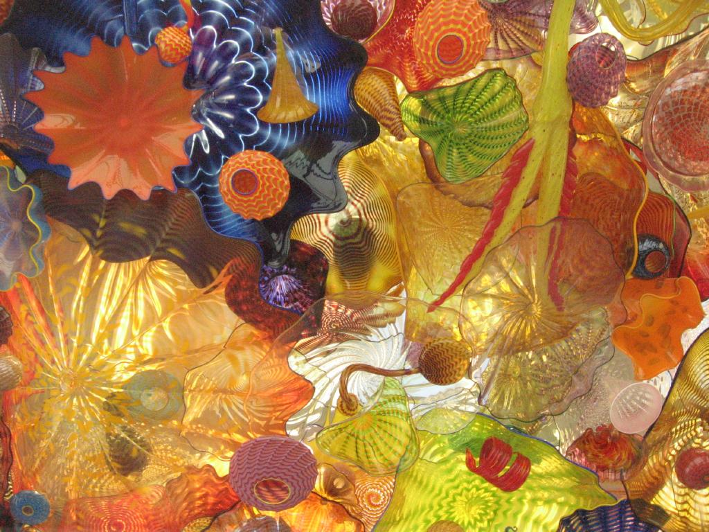 080928glassChihuly1