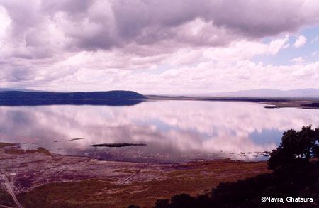 Lake_Nakuru_from_baboon_cliffs_4
