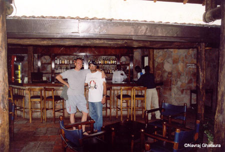 Ronnie_Rajpal_Sarova_Lion_hill_bar