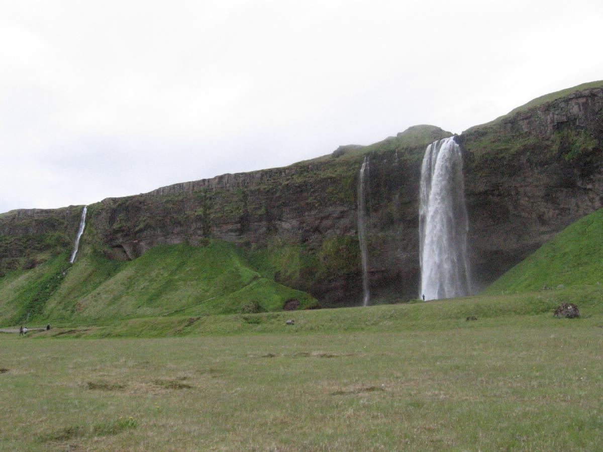 120613eSeljalandsfoss1