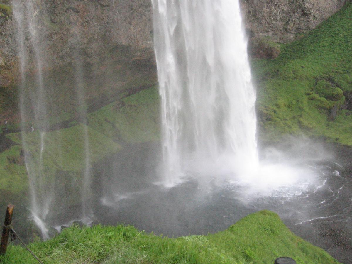 120613iSeljalandsfoss5