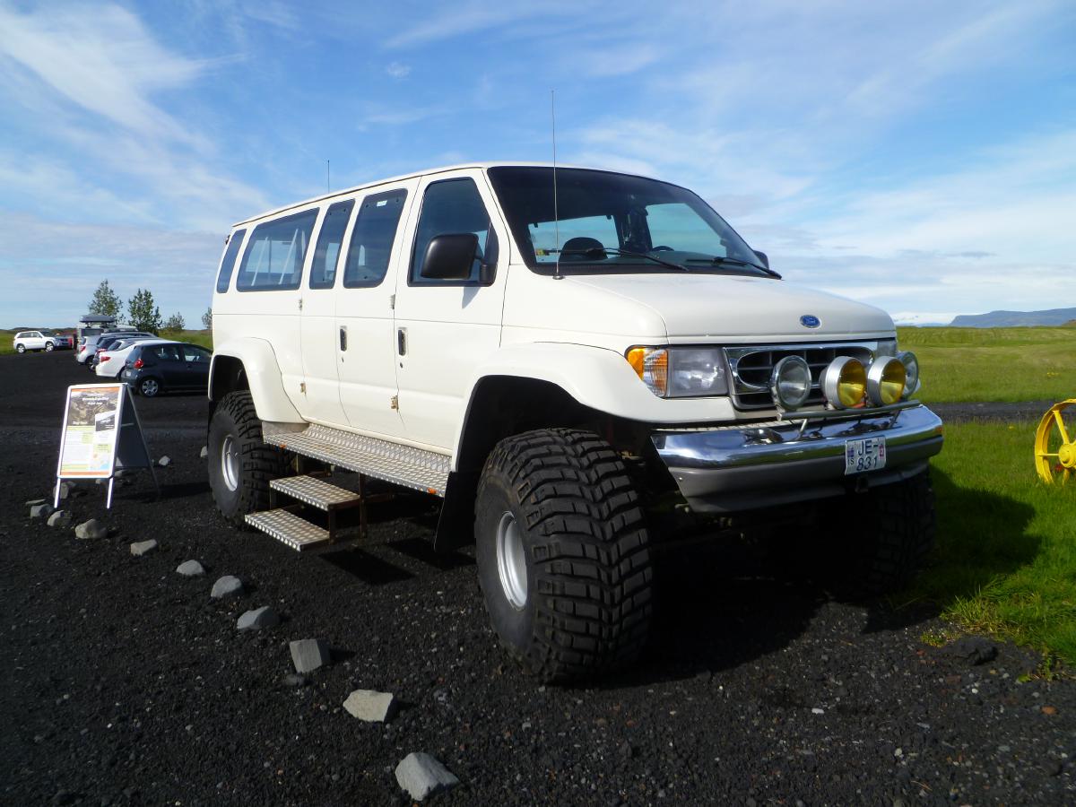 120618aSuperjeep