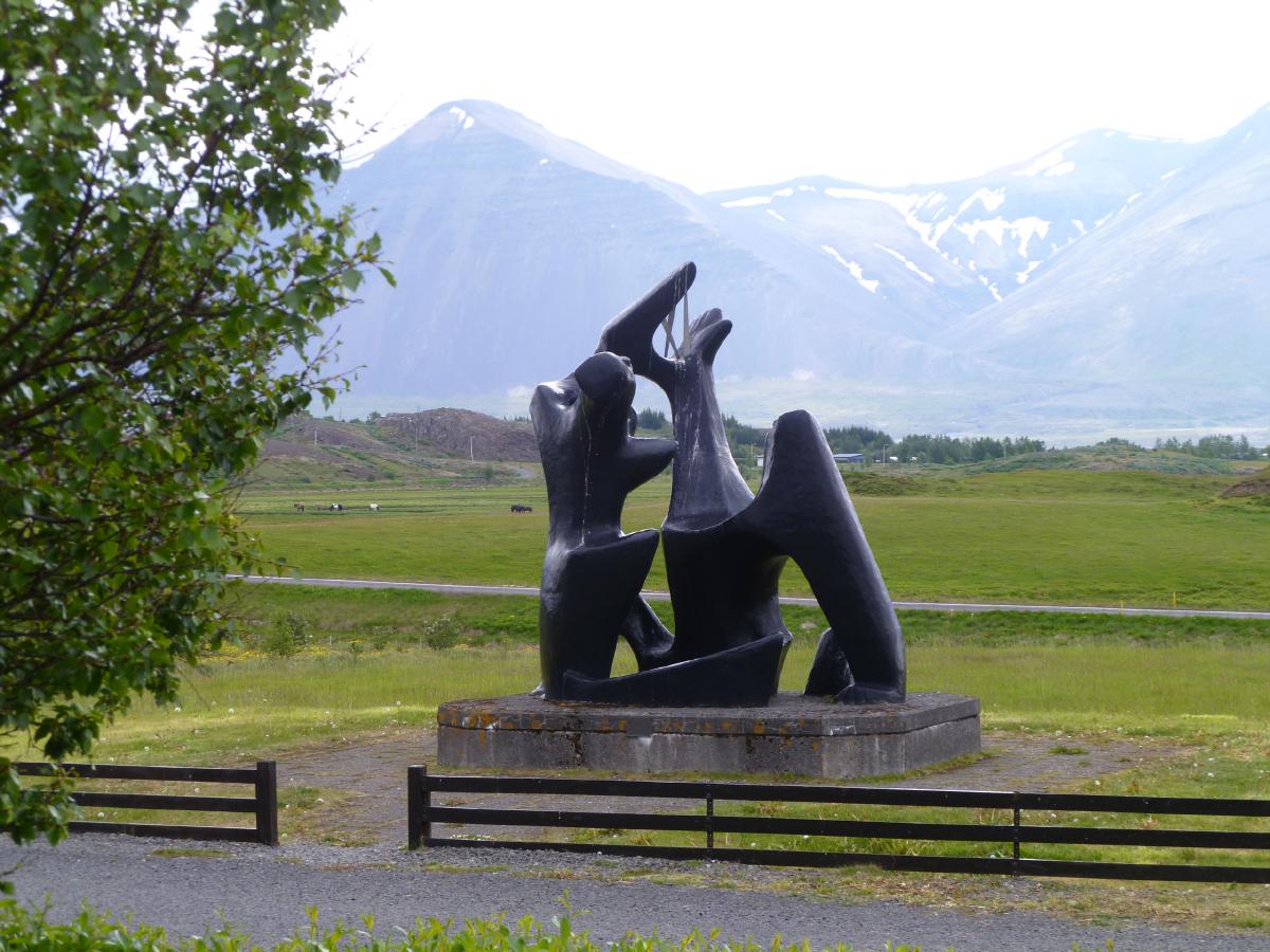 120624aBorgStatue