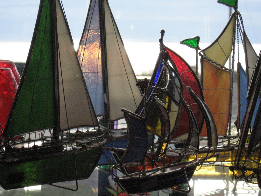 100817glassSails