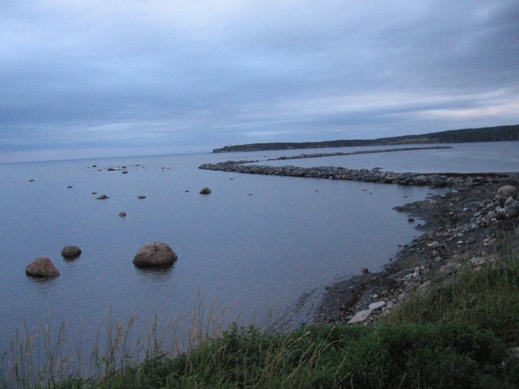 100817rockyHarbour