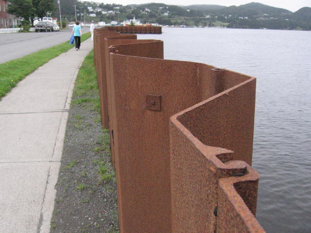 100805seawallPlacentia