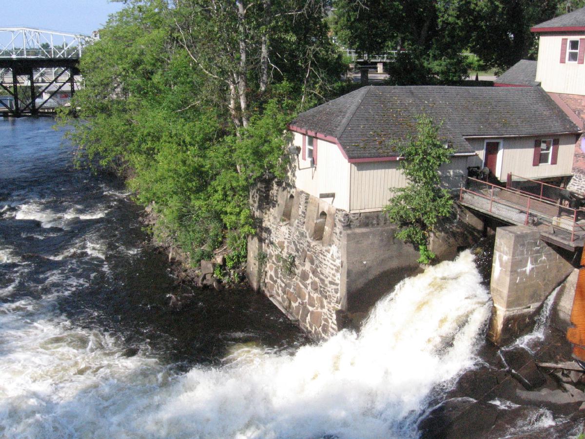 130828atMuskokaRiver