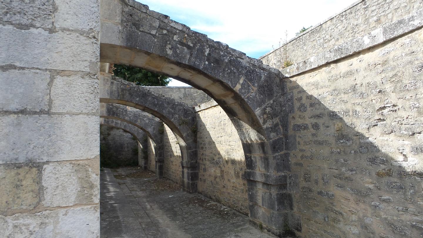 brb150802buttresses