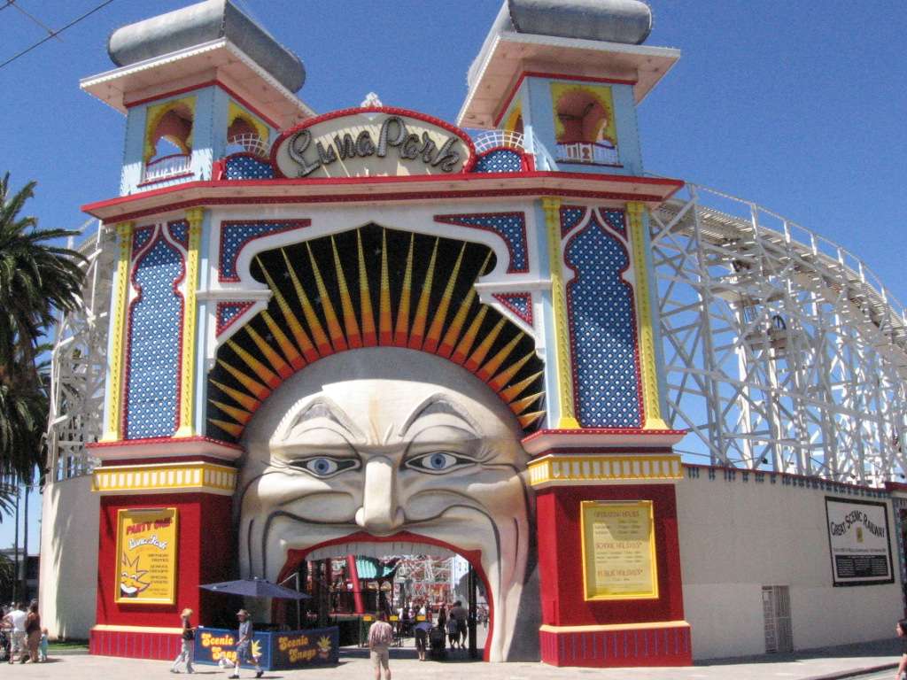 060212LunaParkStKilda