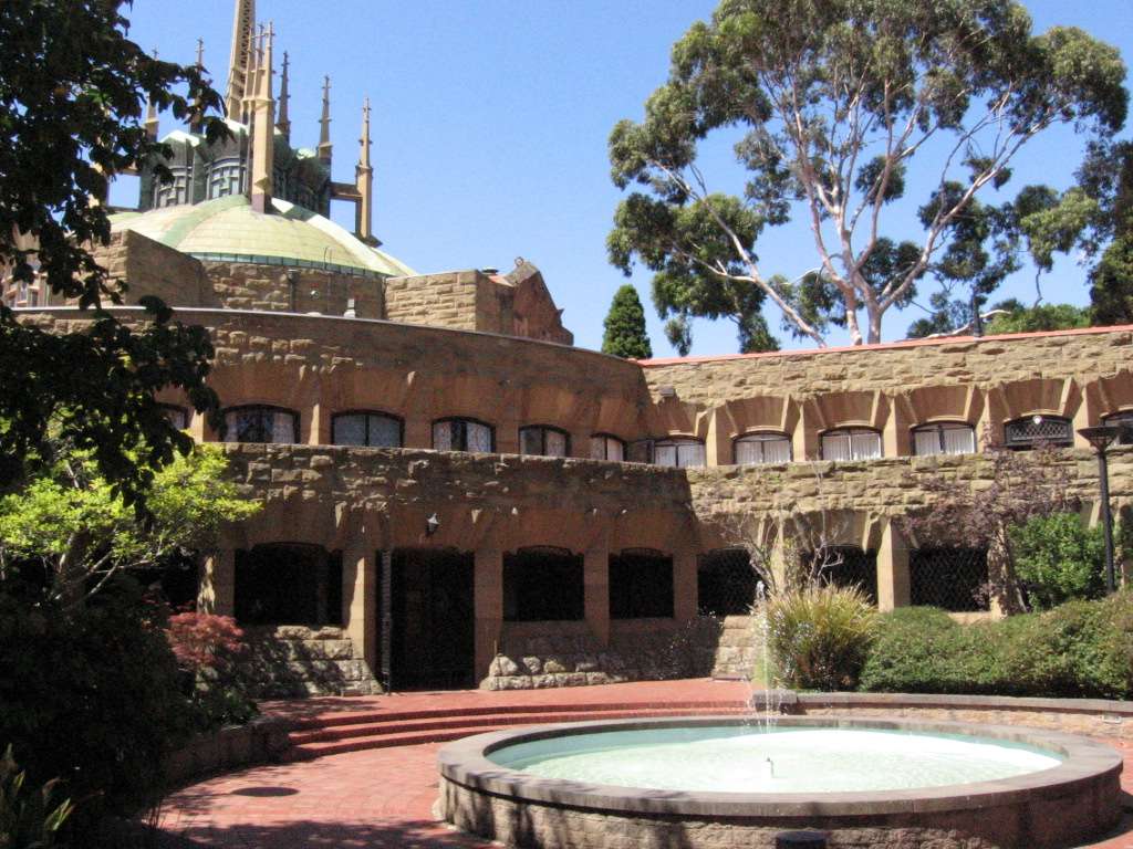 060222exteriorHallNewman