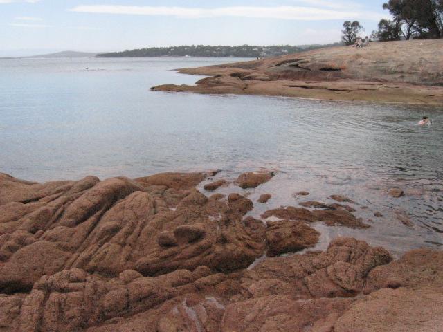060122rockTexturesHoneymoonBay