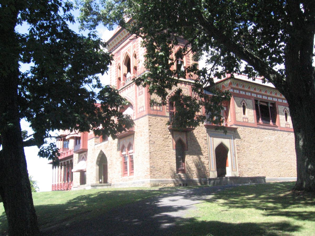 gb140828houseOlana