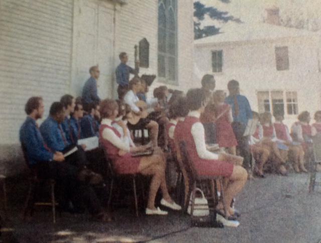 1974NHfolkmass