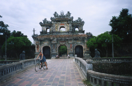 Side gate of the Forbidden Purple City