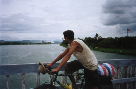 Getting out of Hue (the Perfume river)