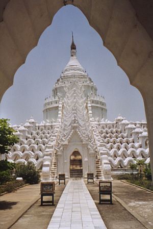 Hsinbyume Paya built in 1816